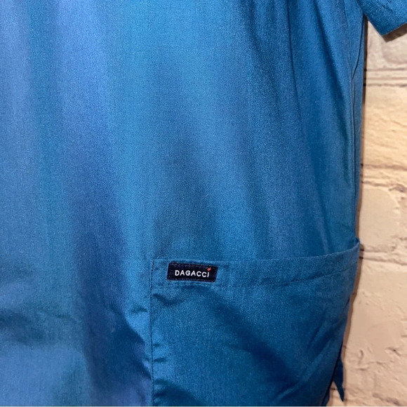 Dagacci scrubs top medium - Picture 4 of 6